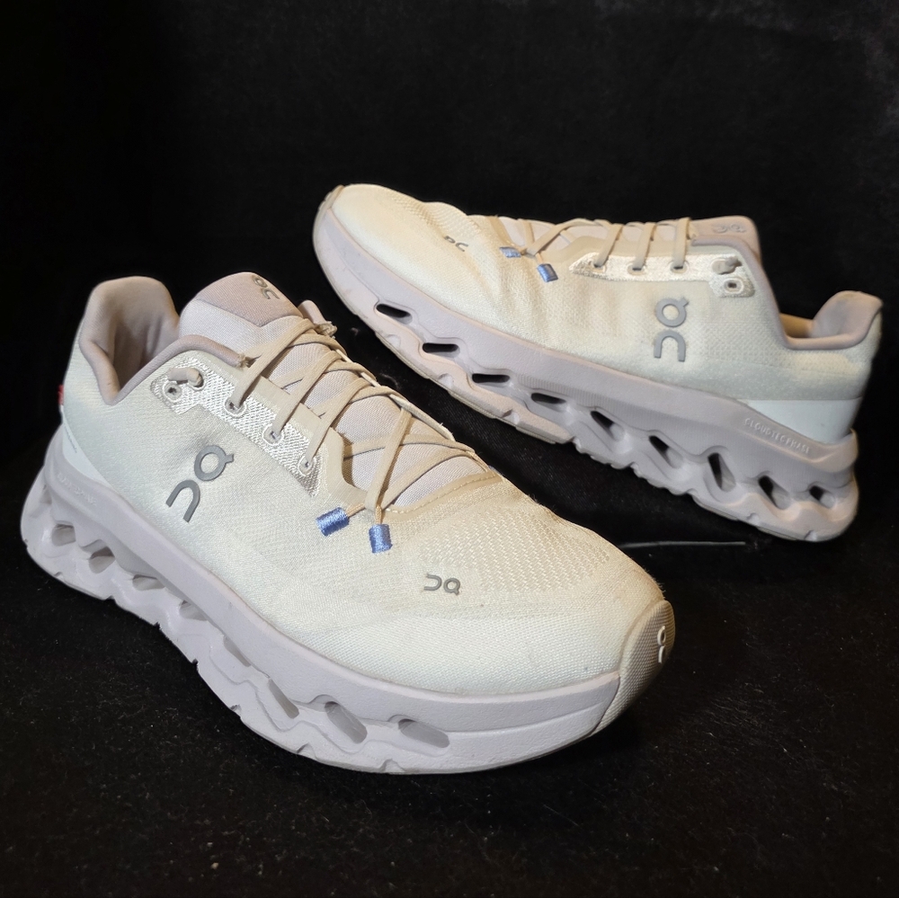 On Running Women’s Cloudmonster Athletic Shoes — Light Beige
